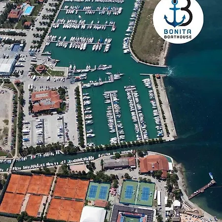 Bonita Houseboat Apartment Portoroz