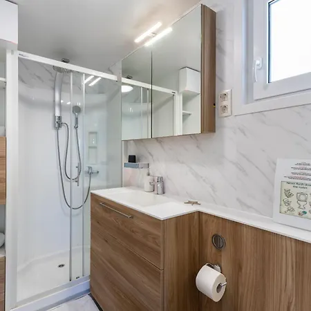 Bonita Houseboat דירה