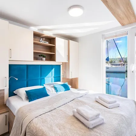 Lägenhet Bonita Houseboat