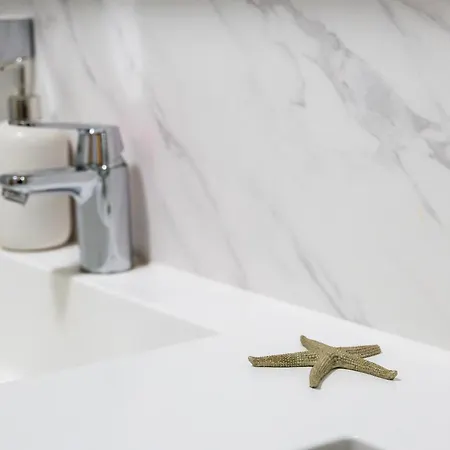 Bonita Houseboat Lägenhet