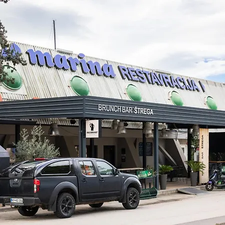 Bonita Houseboat 아파트 포르토로즈