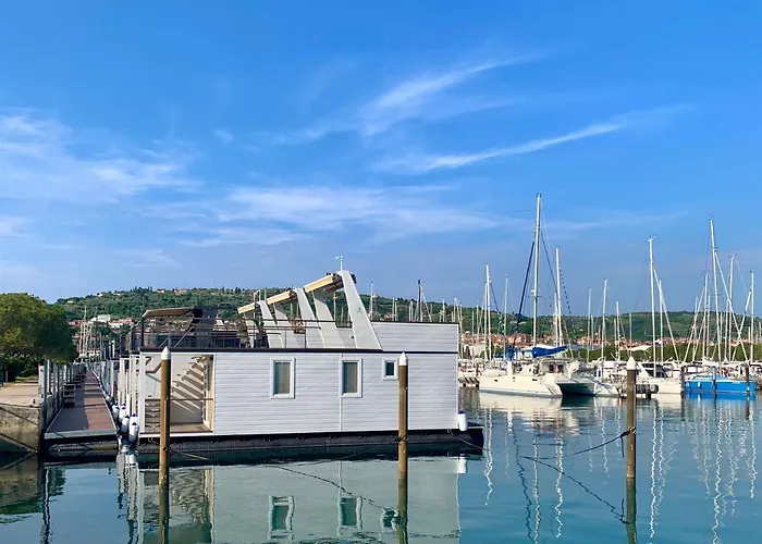 Bonita Houseboat Daire *