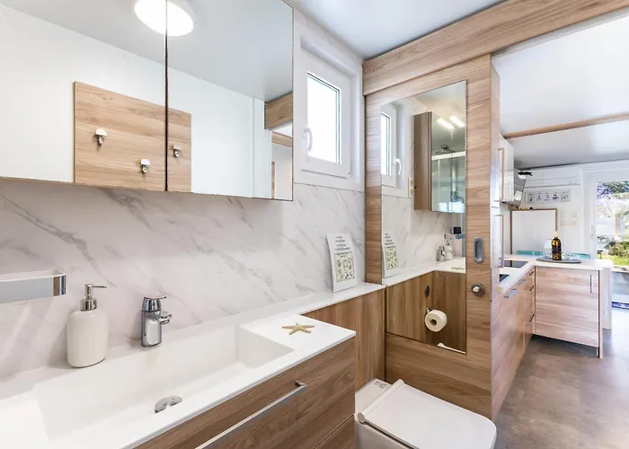 Bonita Houseboat 아파트 *