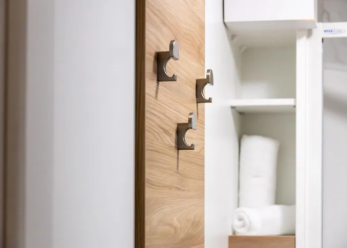 Bonita Houseboat 포르토로즈